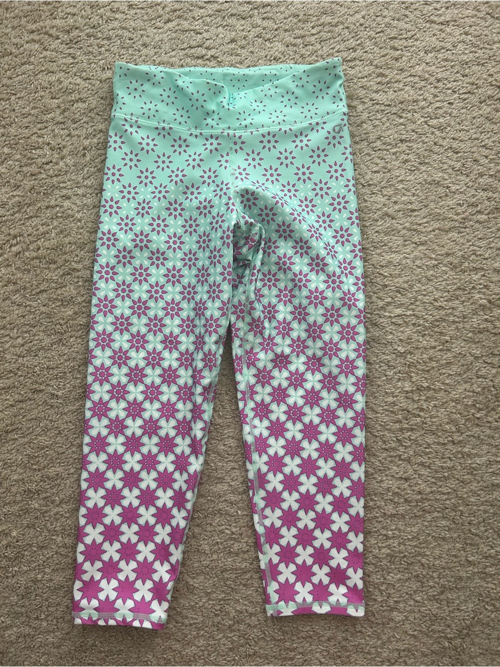 Gap Fit Girls Floral Ombre Capri Leggings Size XL